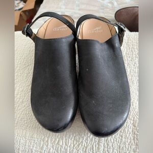 Dansko Women's Black Leather Mules